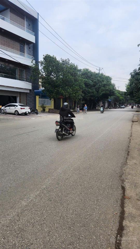 Chị chủ cần cho thuê mặt bằng kinh doanh  nhà biệt thự phố 2 mặt tiền 2 tầng 350m2