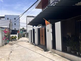 Mình chính chủ cần bán lô đất kiệt mai đăng chơn, p. hòa quý. thuộc khu làng đại học  bán kính 2km