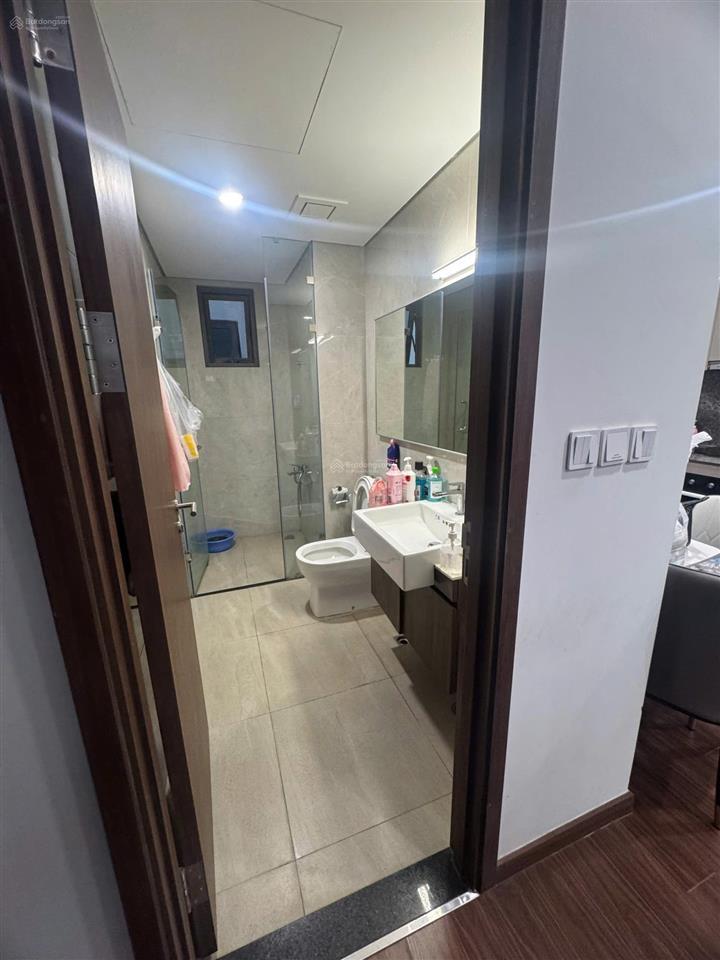 Cần bán 2n góc/ phân khu h1/ ban công đn/ giá 5t1/ tầng trung view thoáng