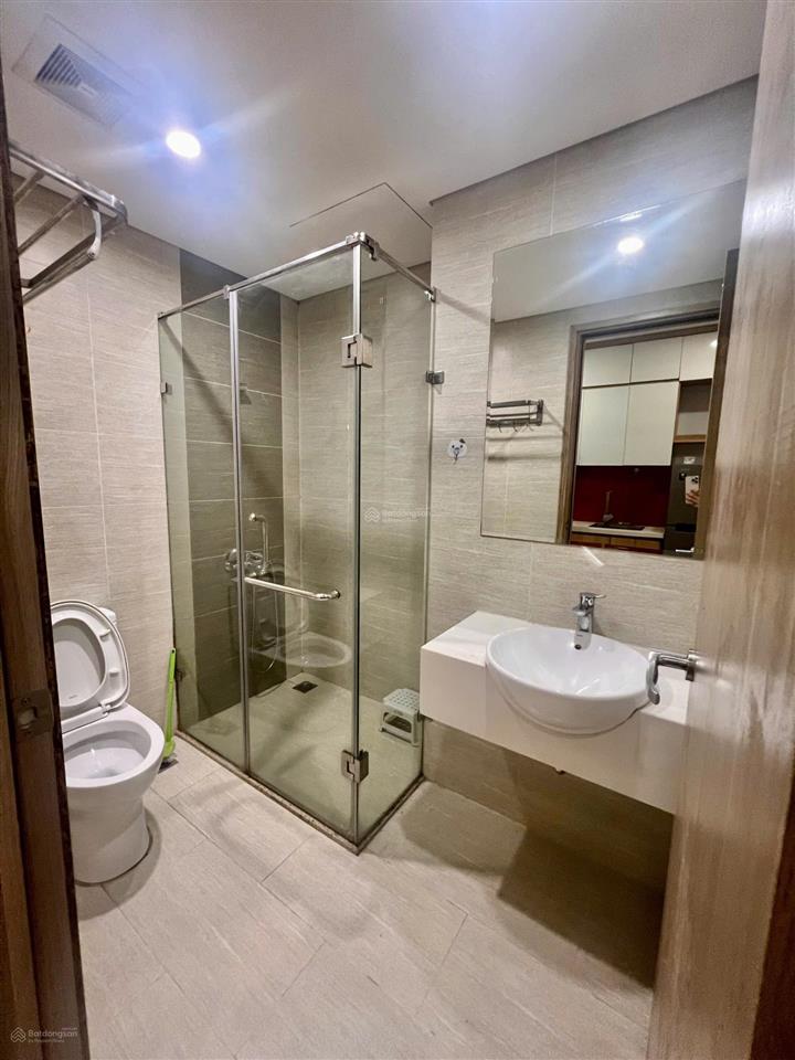 2,280 tỷ / căn studio 34m2 đầy đủ đồ / tầng 18. sẵn sổ giao dịch