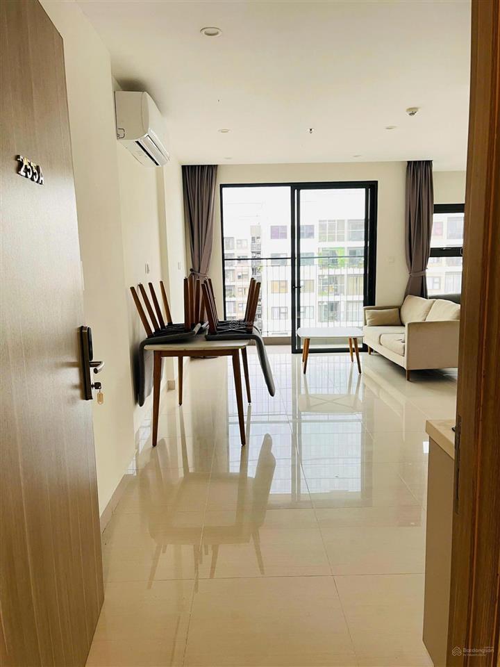 2n2wc góc / 65m2 / s217 / full đồ giá 3.7 tỷ. tòa có lễ tân