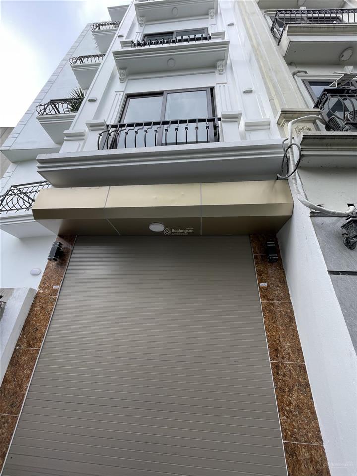 Có những căn nhà chỉ cần giảm giá một lần là biến mất khỏi thị trường. và đây là một trong số đó
