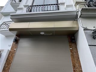 Có những căn nhà chỉ cần giảm giá một lần là biến mất khỏi thị trường. và đây là một trong số đó