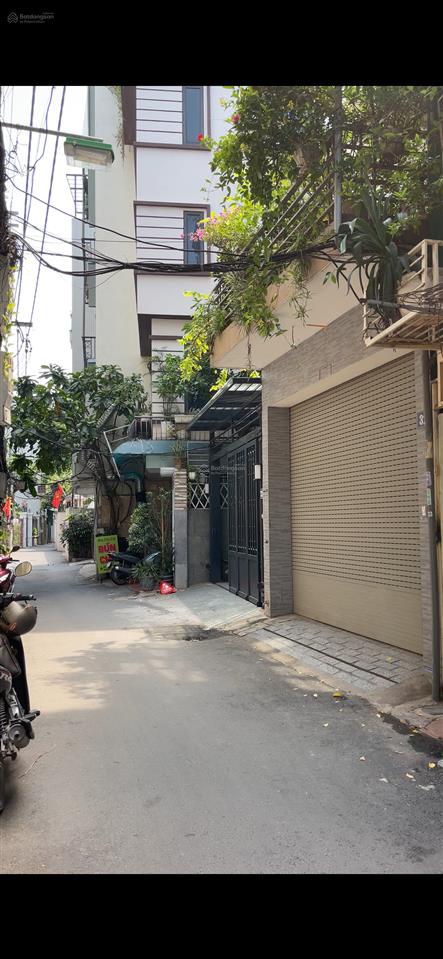 Nhà 3 tầng bồ đề long biên 36m2 mặt tiền 4.2m sổ riêng 6.2 tỷ