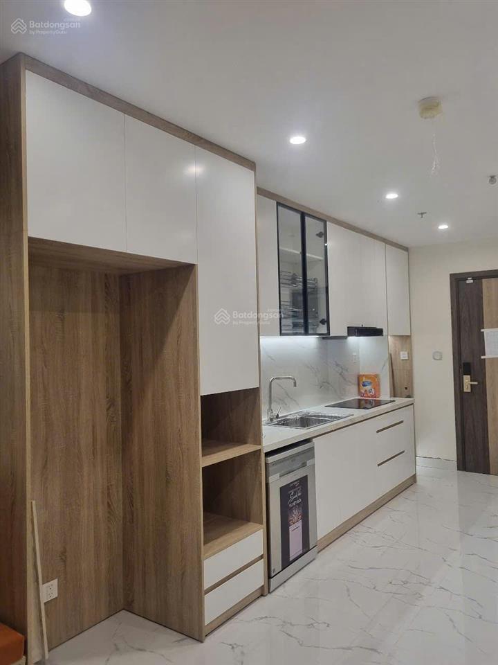 Chính chủ bán căn hộ 2pn đẹp tại vinhomes grand park  giá chỉ 3,3 tỷ bao nội thất