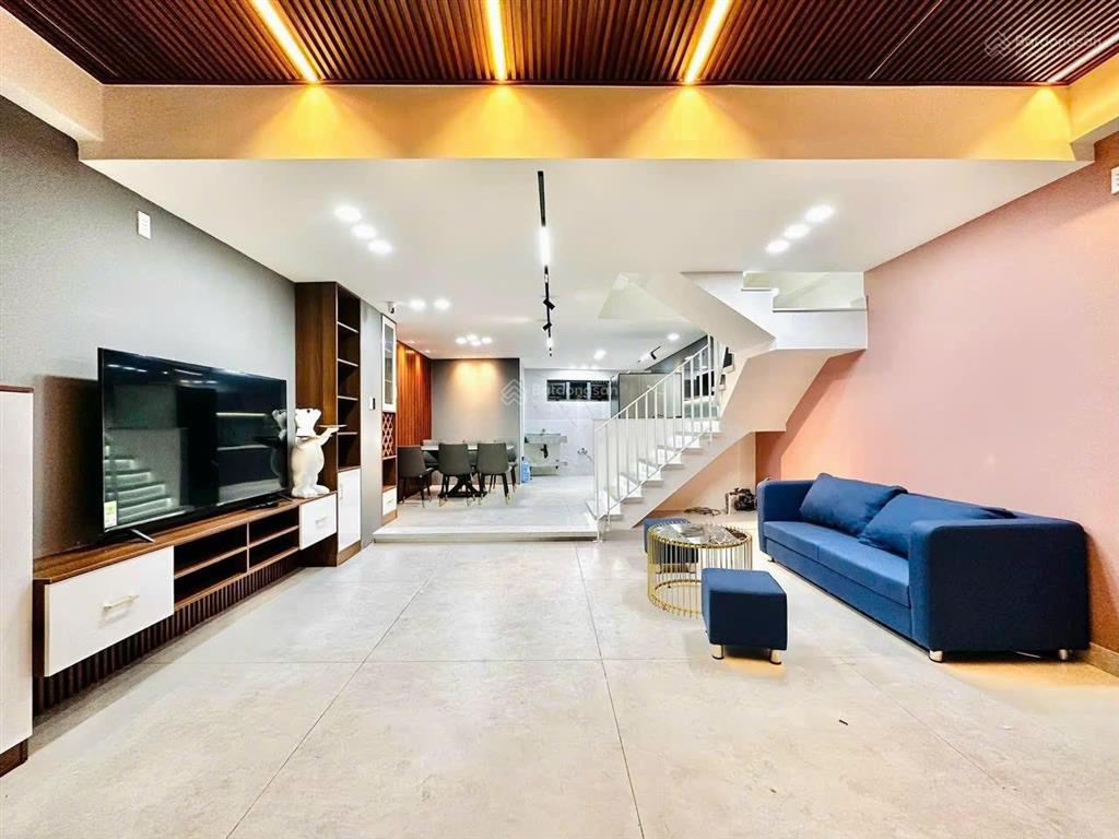 Bán nhà riêng tại ngô tất tố, 4 tỷ 390, 45m2, 3pn, 2wc, giá tốt, đẹp, nhiều tiện ích