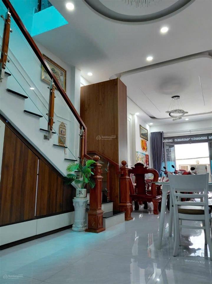 Bán nr 3pn + 2 wc tại số 8, bình hưng hòa, bt, 6,7 tỷ, 65,3 m2, giá siêu hời