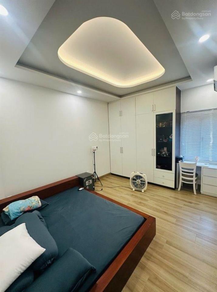 Bán gấp nhà hoàng hoa thám, hẻm xe hơi, ngay ga t3, 5m x 14 m nhỉnh 7 tỷ.