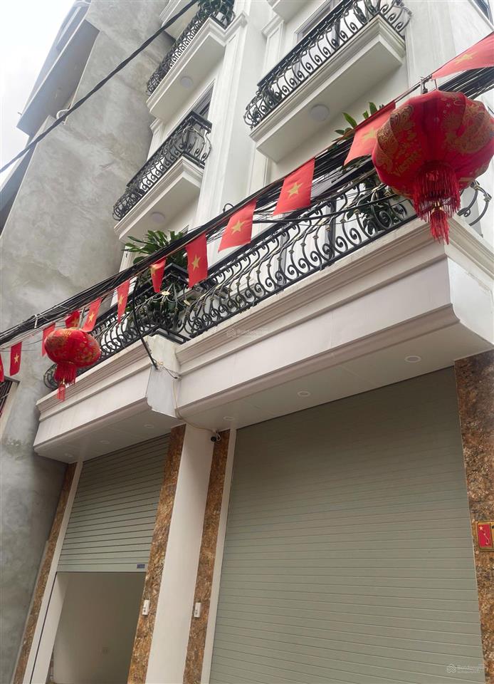 Mua đất tặng nhà 3 tầng, gần chợ bông đỏ, 100m ra kđt park city