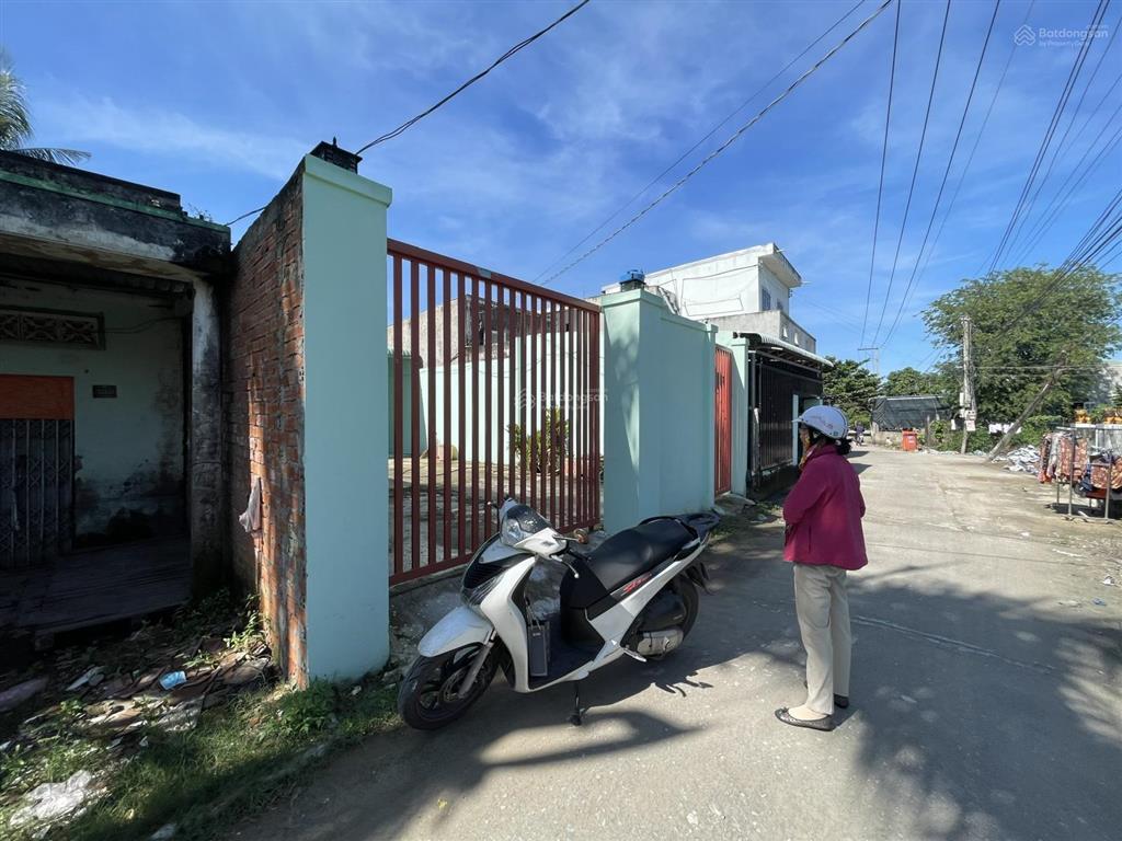 Bán gấp nhà riêng 322 tổ 3, bình tiền 1, 6,5 tỷ, 302m2, pháp lý đầy đủ