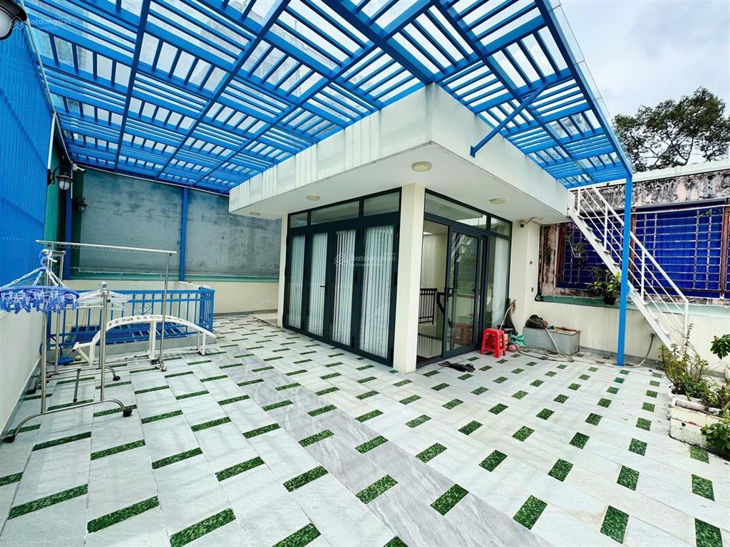 96m2  cao thắng p5 quận 3  (ngang 9m x dài 10)  4 tầng  7pn  8wc  hẻm xe hơi 17,99 tỷ tl