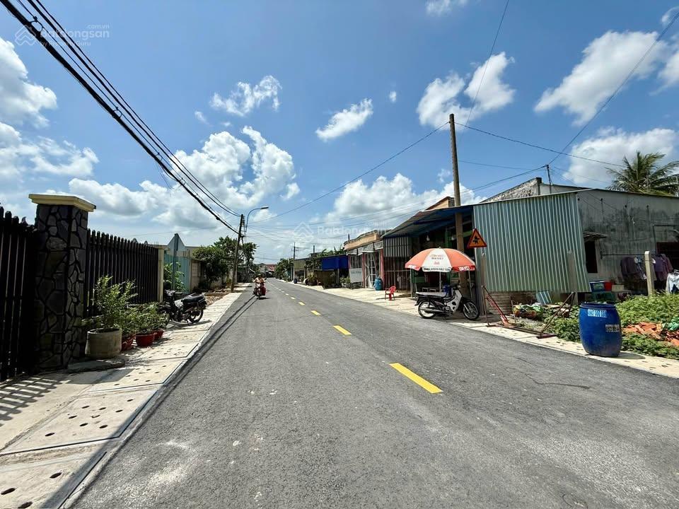 Chợ thái mỹ, đất 147m2 full thổ nằm ở đ. trung lập xã thái mỹ củ chi, giá 950 triệu
