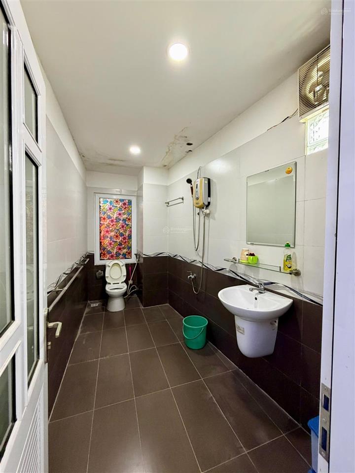 Hẻm xe hơi sát mặt tiền làm căn hộ dịch vụ