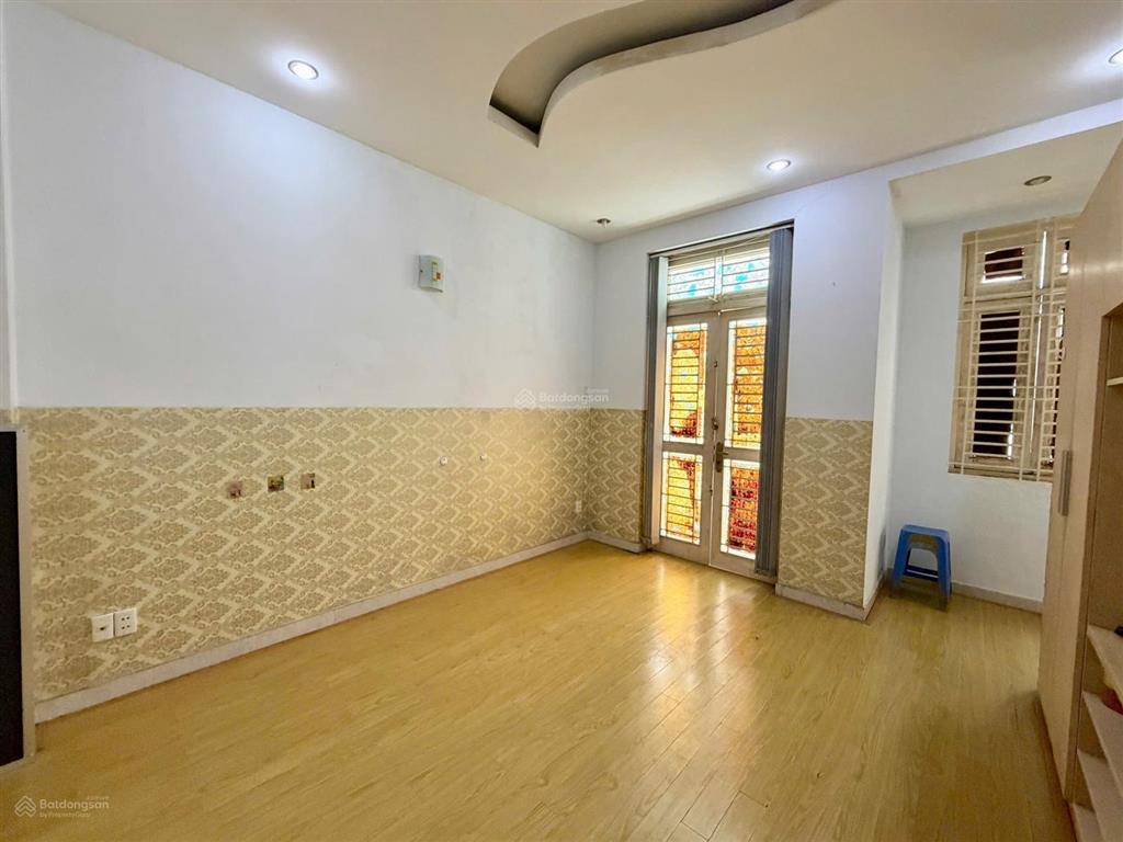 Hẻm xe hơi sát mặt tiền làm căn hộ dịch vụ