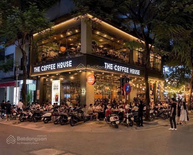 Cho thuê nhà mặt phố lò đúc, lô góc, 40m2, chính chủ, tốt