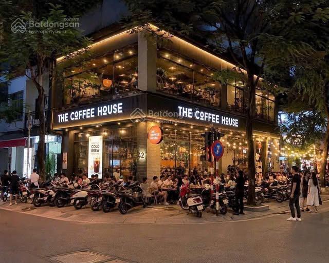 Cho thuê nhà mặt phố lò đúc, lô góc, 40m2, chính chủ, tốt