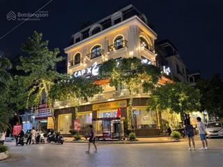 Cho thuê gấp nhà mặt phố tại phố xã đàn, mặt tiền rộng, 450 m2, giá cực chất!