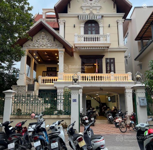 Cho thuê nhà mặt phố hạ yên quyết, 400m2, 4 tầng, mặt tiền 17m, uy tín