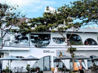 Lô góc mặt phố trung hòa, chính chủ chào thuê, góc 30m, diện tích 300m3 x 5 tầng