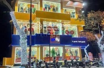 Cho thuê nhà mặt phố lê thanh nghị, mặt tiền 13m, dt 220m2 x 5 tầng, giá thuê siêu rẻ