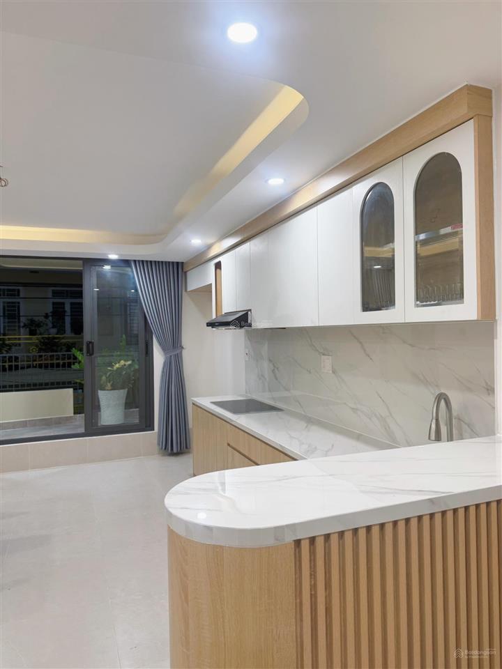 Siêu phẩm 5 tầng có thang máy mặt tiền kinh doanh bình tân, chỉ nhỉnh 10 tỷ