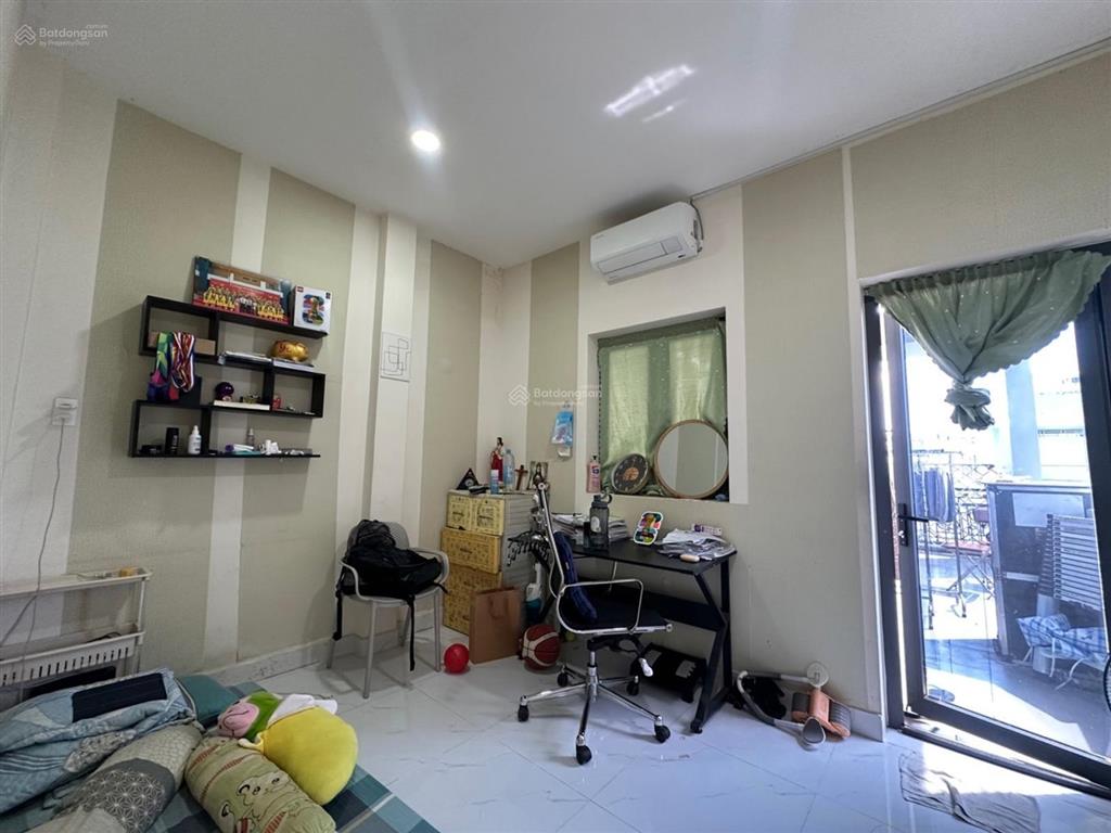 Mặt tiền kinh doanh đường 12m, vỉa hè 3m kế bên tân sơn nhì