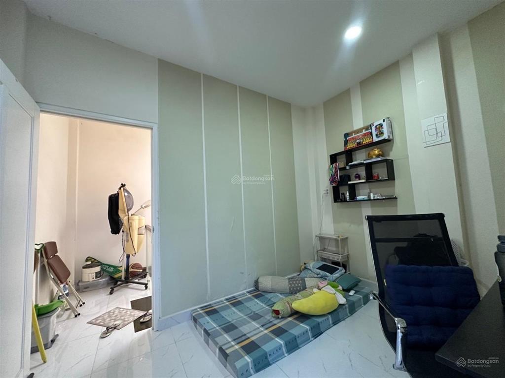 Mặt tiền kinh doanh đường 12m, vỉa hè 3m kế bên tân sơn nhì