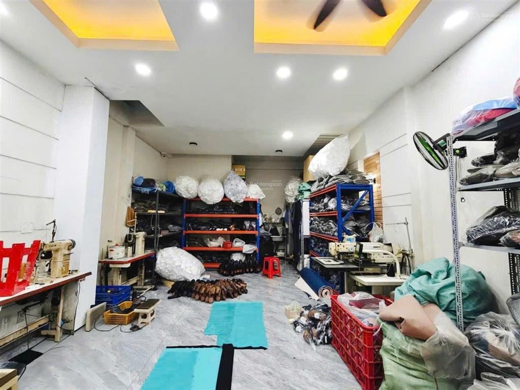Ngang 5m  nhà đẹp tân kỳ tân quý hẻm xe hơi 6m