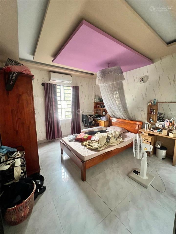 Bán nhà 3 tầng trung tâm hải châu  dt 154m2 ngang 8m  cách sân bay 500m giá sập hầm chỉ 12, x tỷ