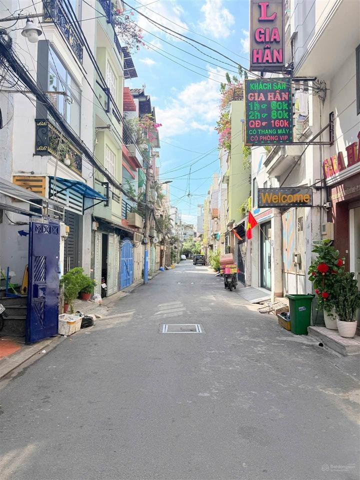 Bán nhà nguyễn thái bình p. 12 tân bình giá rẻ nhất, chỉ 125tr/m2, hẻm xe hơi tránh nhau thông