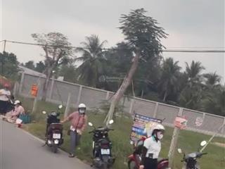 Bán 4000m2 đất, có sẵn thổ cư mặt tiền ql53 xã trung hiếu vĩnh long, ngay cầu an điềm, 14 tỷ 800