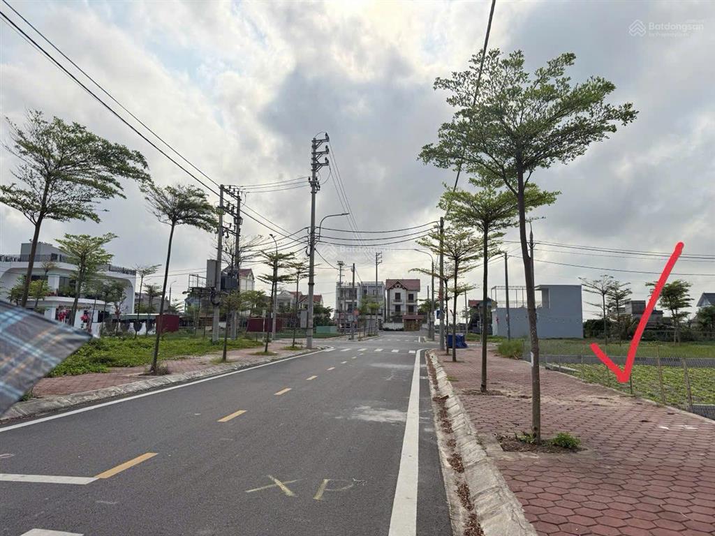 Chính chủ cần thanh khoản 100m2, mặt tiền 5m, gần khu đô thị lấn biển 30.000ha, bãi tắm