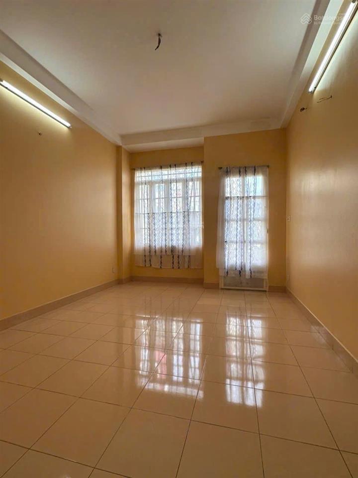 Bán nhà riêng 5pn, 4wc, 60m2, 8,9 tỷ tại phạm hùng, p 4, q8, tp.hcm