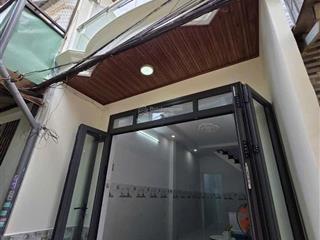 Nhà mới ở ngay  vị trí đẹp gần parcmall  2 phòng ngủ giá chỉ 4 tỷ 180