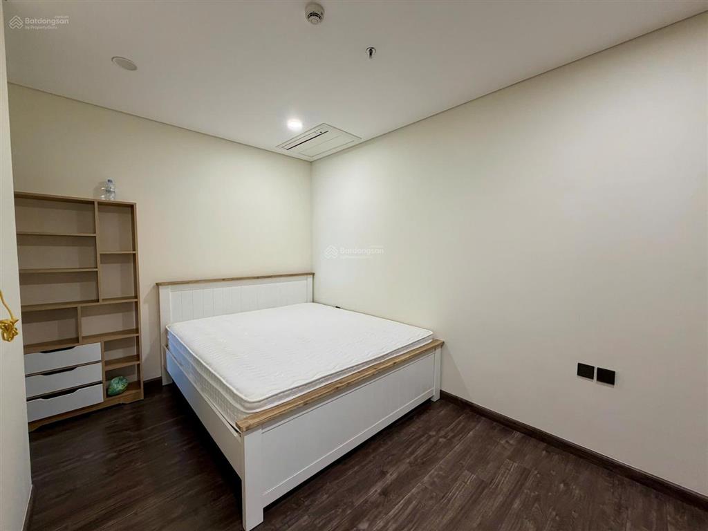 Cho thuê cc n01t7 ngoại giao đoàn, 32 triệu, 102,3 m², 3pn, 2wc, giá cực chất