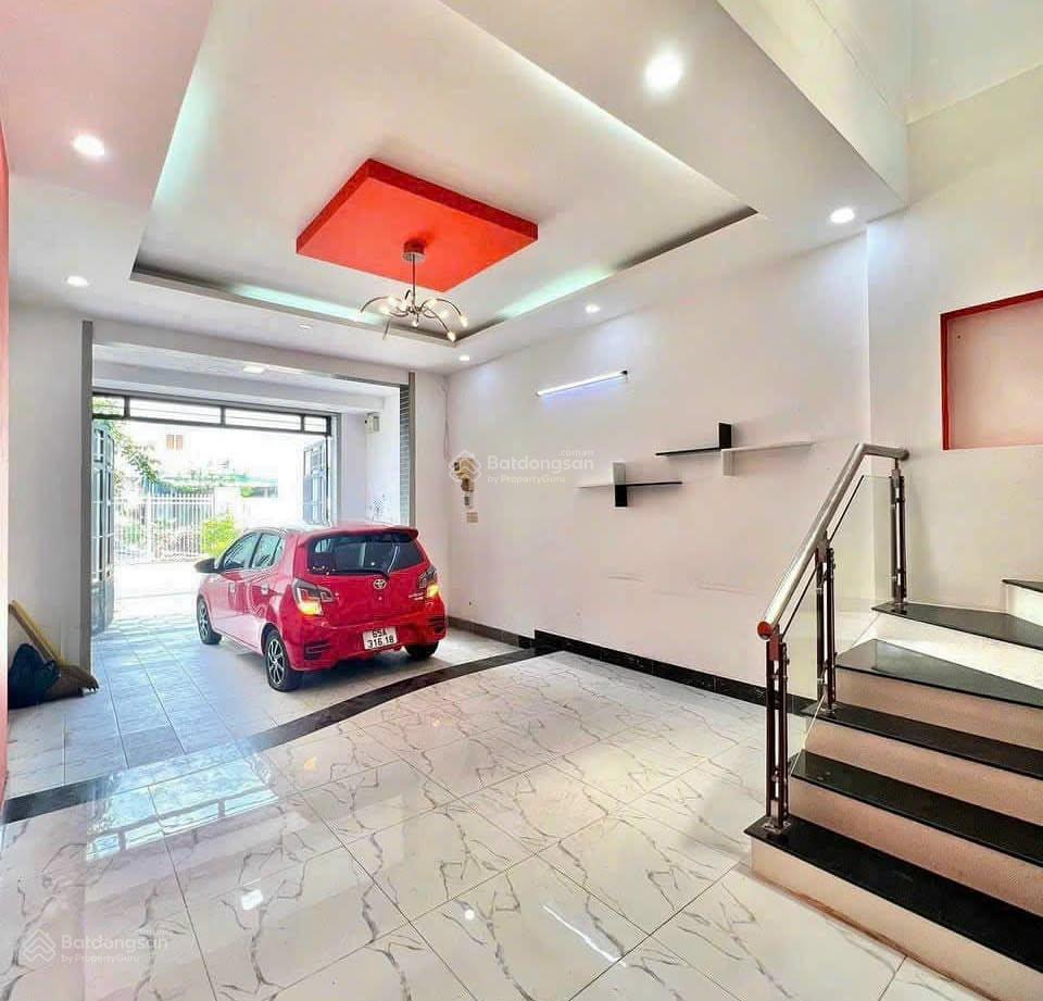 Chủ cần bán gấp, xây ở được 3 năm