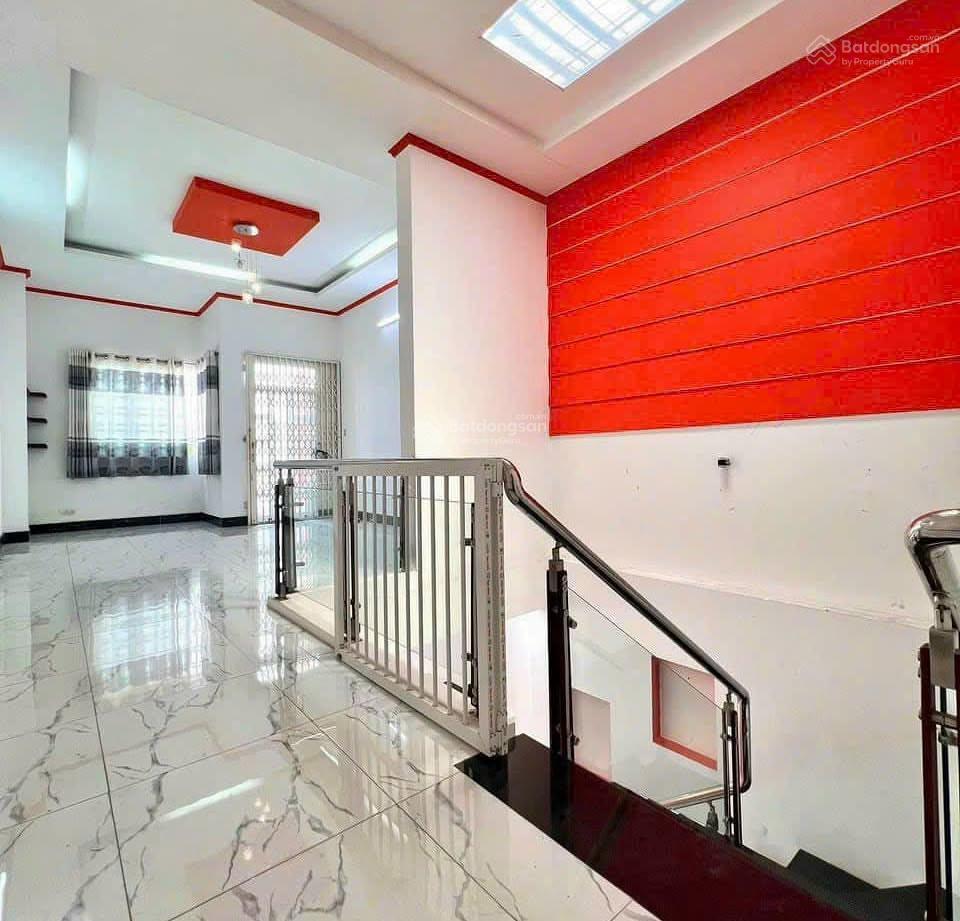 Áp lực nợ nần nên chủ cần bán gấp, xây ở được 3 năm.