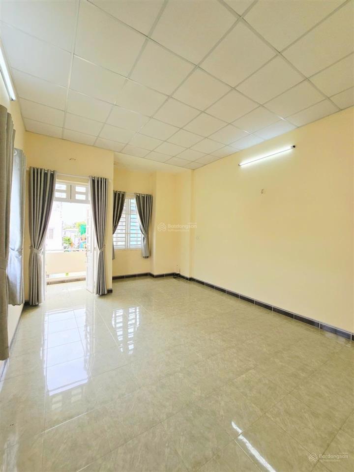 Đại hạ giá oto ngủ trong nhà hẻm 1/, cách 1 căn là tới địa chỉ  giá 1 tỷ 850