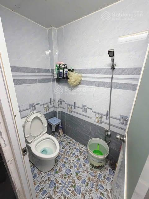 Cứ nghĩ cầm 1 tỷ nghĩ không mua được nhà bình chánh. ai dè căn này chủ kêu bán gấp có 950 triệu