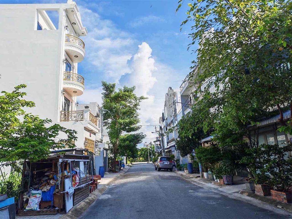 Không ai xây nhà đẹp rồi muốn bán. chỉ vì hoàn cảnh nên chủ đành nhượng lại với giá 1 tỷ 970 triệu