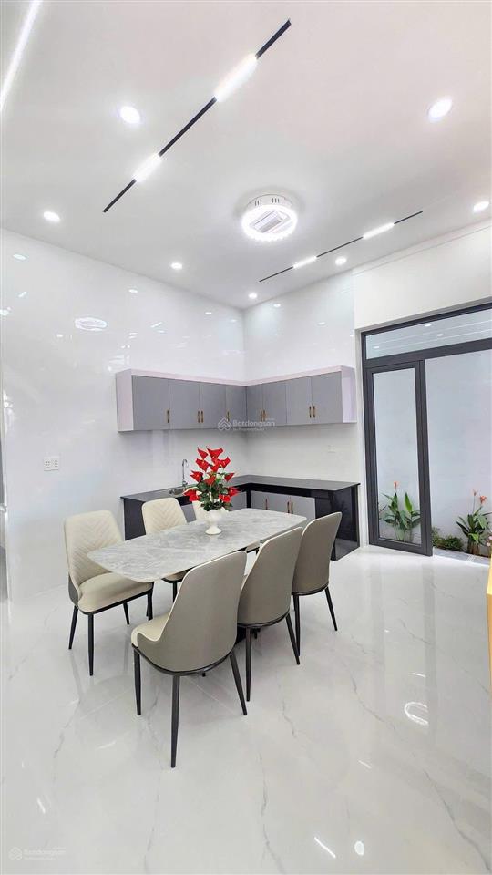 Cơ hội sở hữu nhà đẹp đang làm đường mặt tiền khu vực tân quý tây  bình chánh  hcm chỉ 1ty650