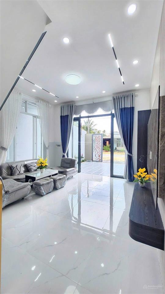 Cơ hội sở hữu nhà đẹp đang làm đường mặt tiền khu vực tân quý tây  bình chánh  hcm chỉ 1ty650