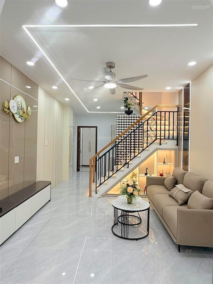 Nhà gần khu chợ bình chánh  sổ hồng riêng  dân cư hiện hữu  1 tỷ 680 (tl)