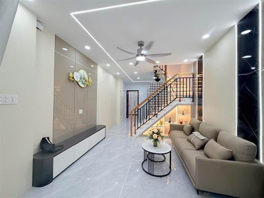 Nhà gần khu chợ bình chánh  sổ hồng riêng  dân cư hiện hữu  1 tỷ 680 (tl)