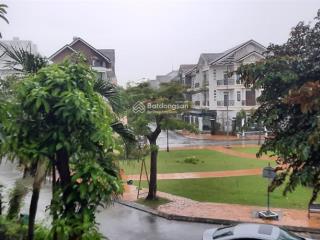 Siêu phẩm góc 2 mt view công viên sadico phước kiển a dt 10x20 = 200m2 giá 31.5 tỷ nhà mới 