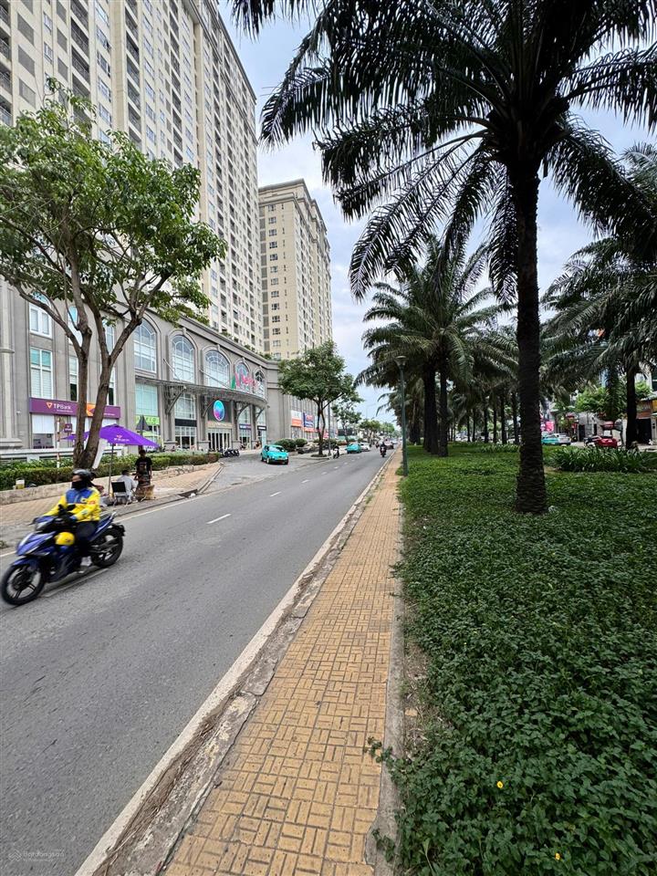 Bán tòa nhà mt đường 9a trung sơn 1 hầm 6 lầu 2 thang máy dt 12 x 20m, giá 62 tỷ  0903 870 ***