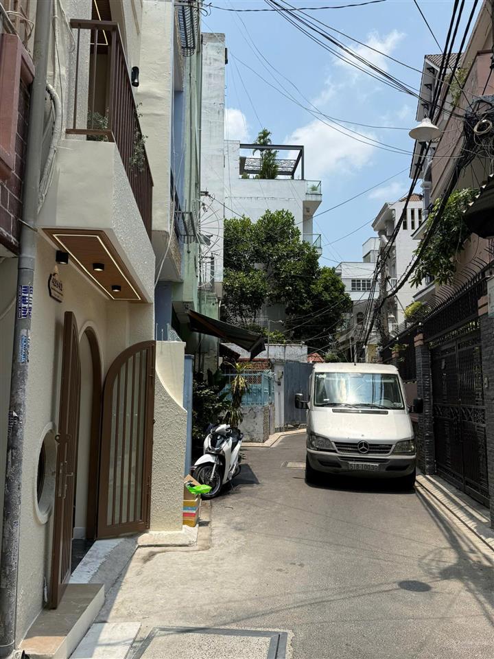 Hiếm!nhà hxh cách đường nguyễn kiệm, phú nhuận chỉ 100m, dt316, giá 7ty95