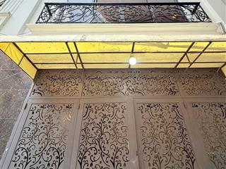Khu vip võ thị sáu nhà 4pn vào ở ngay, dt 5,5m x 6,83m, trệt 3 lầu, chỉ 8,8 tỷ thương lượng!