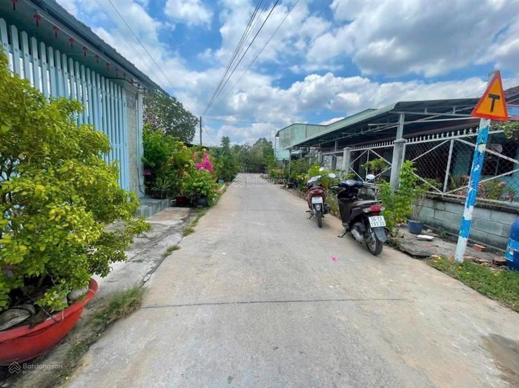 Tôi chính chủ bán đất tại an nhơn tây, 1,25 tỷ, ngan 8m, đãi hàng hiếm tại củ chi