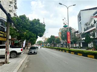 Chính chủ nhà mặt phố kinh doanh đường mê linh, trung tâm của phường vĩnh phúc, tỉnh phú thọ.
